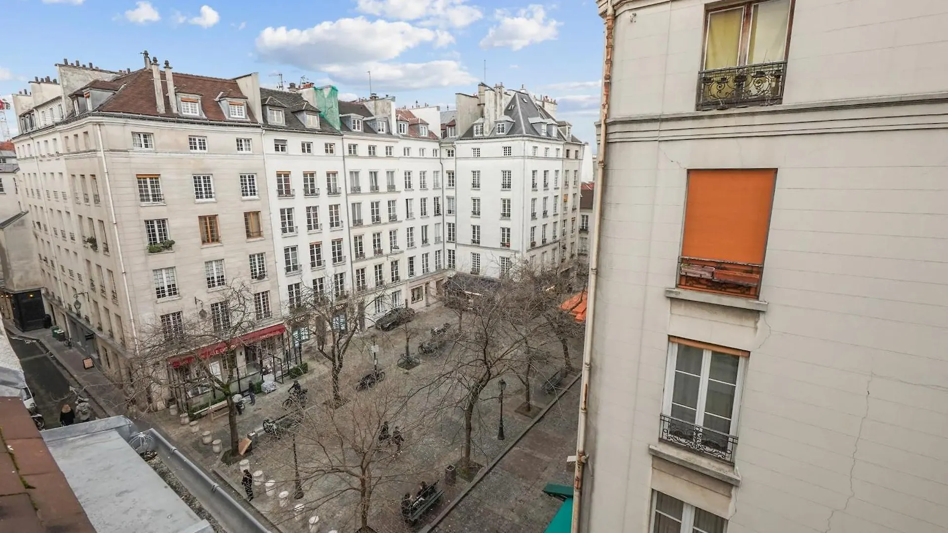 Bnbnova - Place Des Vosges & Le Marais Paris France